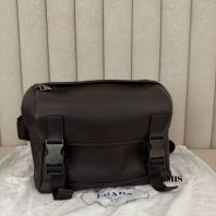 Prada City Calf Messenger Bag- ���ƶ��ְ���