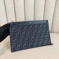 Fendi Jacquard Flap Pouch Medium- ���ƶ��ְ���