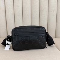 Gucci Rubber Crossbody Bag- Preloved Luxury Bag Gucci Rubber Crossbody Bag- Preloved Luxury Bag