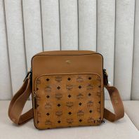 Mcm Visetos Messenger Bag- ���ƶ��ְ���
