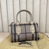 Burberry Boston Handbag- Preloved Luxury Bag Burberry Boston Handbag- Preloved Luxury Bag