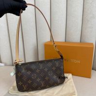Louis Vuitton Monogram Pochette Accessoires M40712- Preloved Luxury Bag