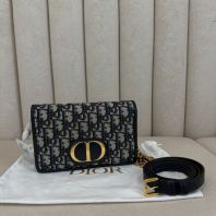 Dior 2-in-1 30 Montaigne Pouch- Preloved Luxury Bag
