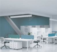 16-UTT-4 RUANG KERJA MONOKROMATIK MINIMALIS