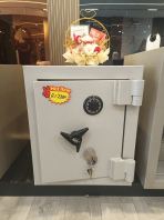 USED HOME SAFE BOX