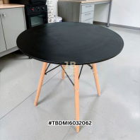 Good Quality Round Dining Table