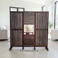 [SOLD] Premium Quality Teakwood Divider