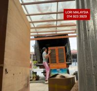 truck lot rental