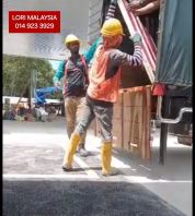 lori sewa nibong tebal