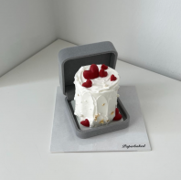 2-inch Red Heart Ring Cake Box