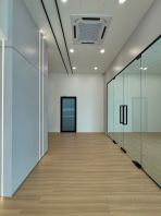 Tempered Glass Partition 