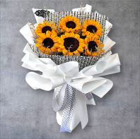Everlasting Chochet Sunflower Bouquet