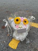 2pcs sunflower graduation flower bouquet