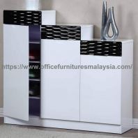 4 ft 3 Door Shoe Cabinet With Swing Doors YGSC-7348