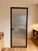 Slim Edge Door