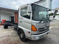 REBUILD BABY HINO ( FD7FD8 ) UNREGISTERED