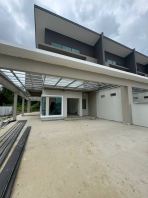 ulu sungai merah 52 ȫ�¸߼�˫�������м�ͽ�ͷ����� New luxury double-storey terrace houses (middle and corner units) for sale @ sibu
