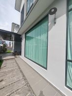 Aluminium  Frame Fix Glass