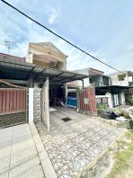 [FOR SALES] Taman Bukit Mewah Double Storey Low Medium Cost House 3bed Renovated Johro Bahru