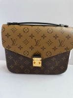 Preloved Unused Like New LV Pochette M��tis Monogram Reverse - Handbags