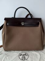 Preloved Excellent Hermes Herbag etoupe color excellent condition with minimal sign of usage (SBO260312-01)