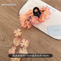 �����������շ��з�ɫ