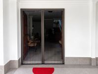 Low Tracking Insect Screen Center Open @ KL 2605