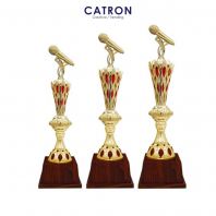 T4195 - PLASTIC TROPHY