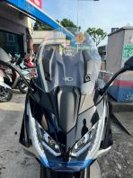 New Kymco AK550