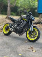 YAMAHA MT-09 V2