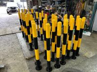 Metal Barrier Parking Bollard (Black-Yellow)