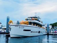 Sail & Shine Yatch  ��Ӱ��ҫ��ͧ���򲼾�