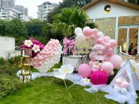 Pinkie Bloom Signature Balloon