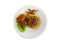 Mi Sedaap with Fried Chicken