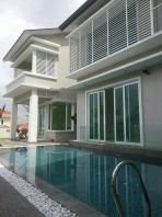 Multi Aluminium Folding Doors