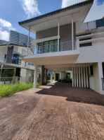 Spacious Semi-Detached Home Near Southkey & Permas Jaya