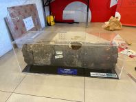 Sample Acrylic Display Box with Bend Tagging