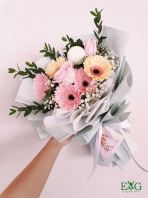 Hand Bouquet HB068