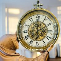 CLASSIC MOVING GEAR CLOCK
