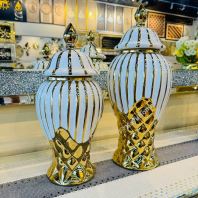 KAYUHOME CERAMIC VASE DESIGN 6