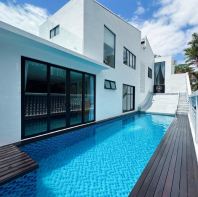 Skimmer Pool Design - The Luxurious Johor Bahru 01