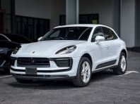 Unregistered 2023 Porsche Macan