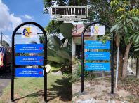 Pylon-style Directional Sign Board